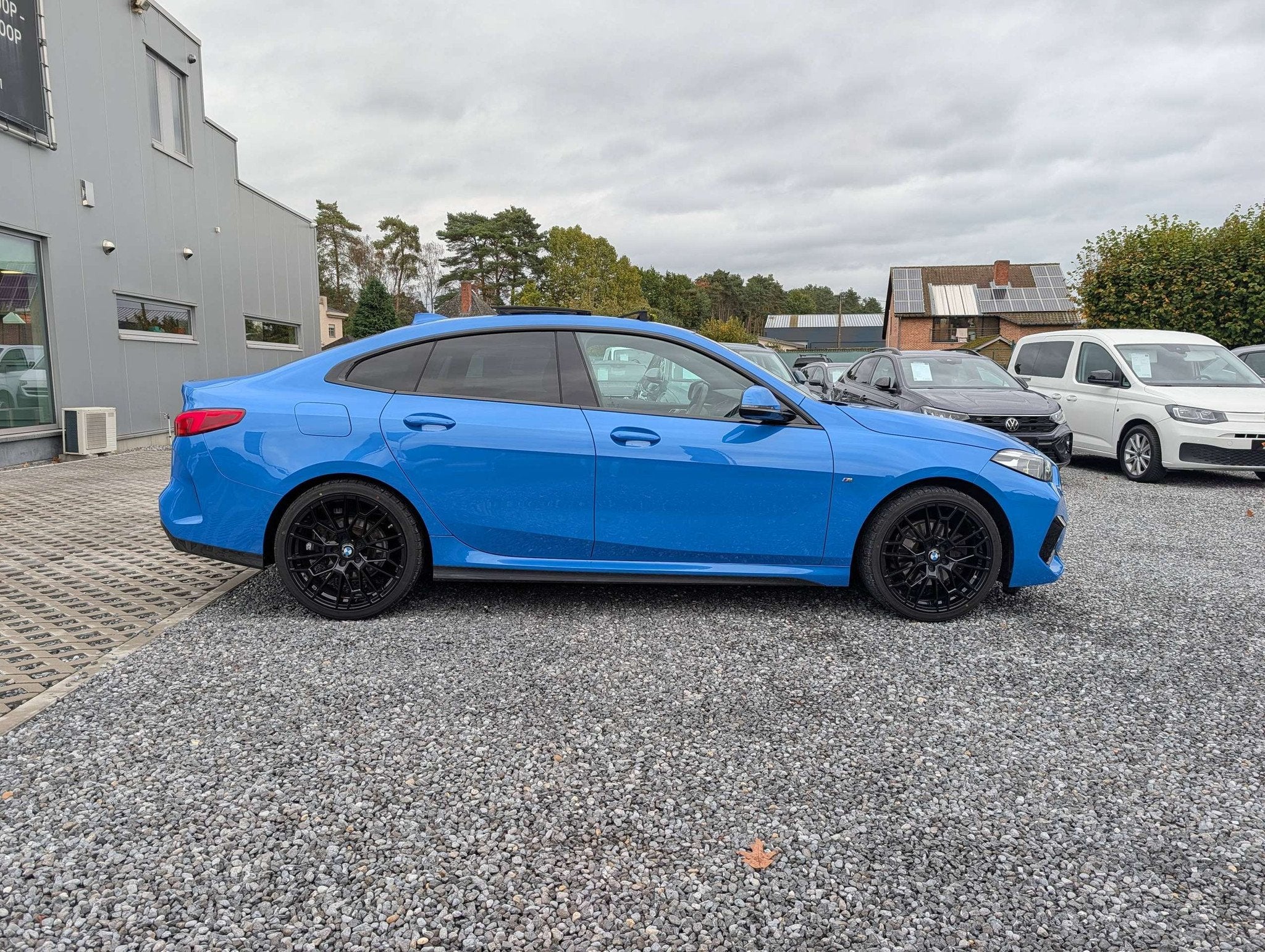 BMW 2 Serie 218 Gran Coupé 218i M pakket | PANO | LEER | NA, Auto's, Voorwielaandrijving, 4 deurs, Gebruikt, Euro 6