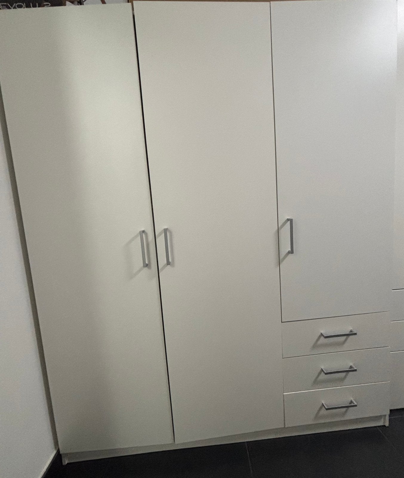 ARMOIRE- JYSK Hauteur-176 Longueur-145 Largeur -50, Enlèvement, Comme neuf