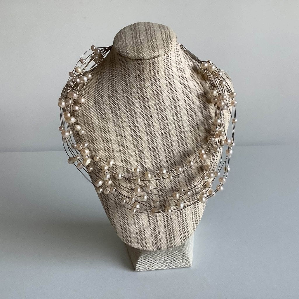 Collier de perles avec perles d'eau douce roses cultivées, Bijoux, Sacs & Beauté, Enlèvement ou Envoi, Comme neuf, Rose, Autres matériaux