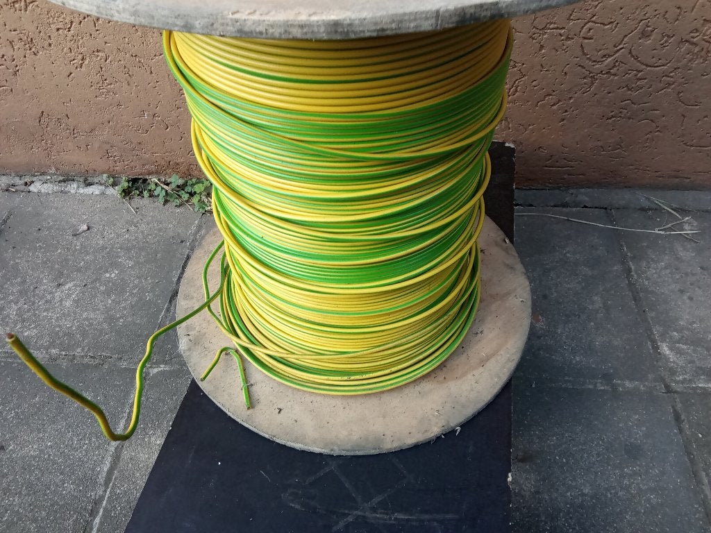 Resterende aardingsdraad van de spoel 6mm2 +ou- 500m, Doe-het-zelf en Bouw, Ophalen