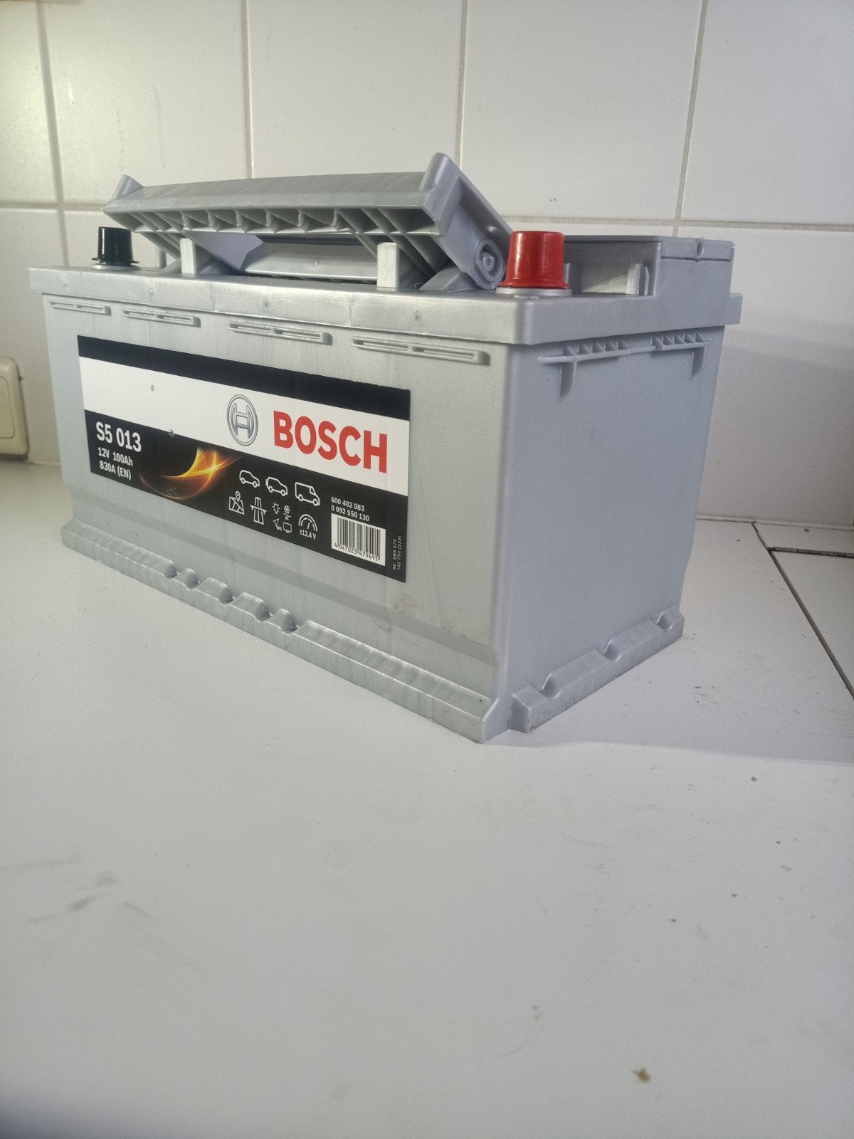 Bosch Auto batterij 100ah nieuw, Auto-onderdelen, Ophalen