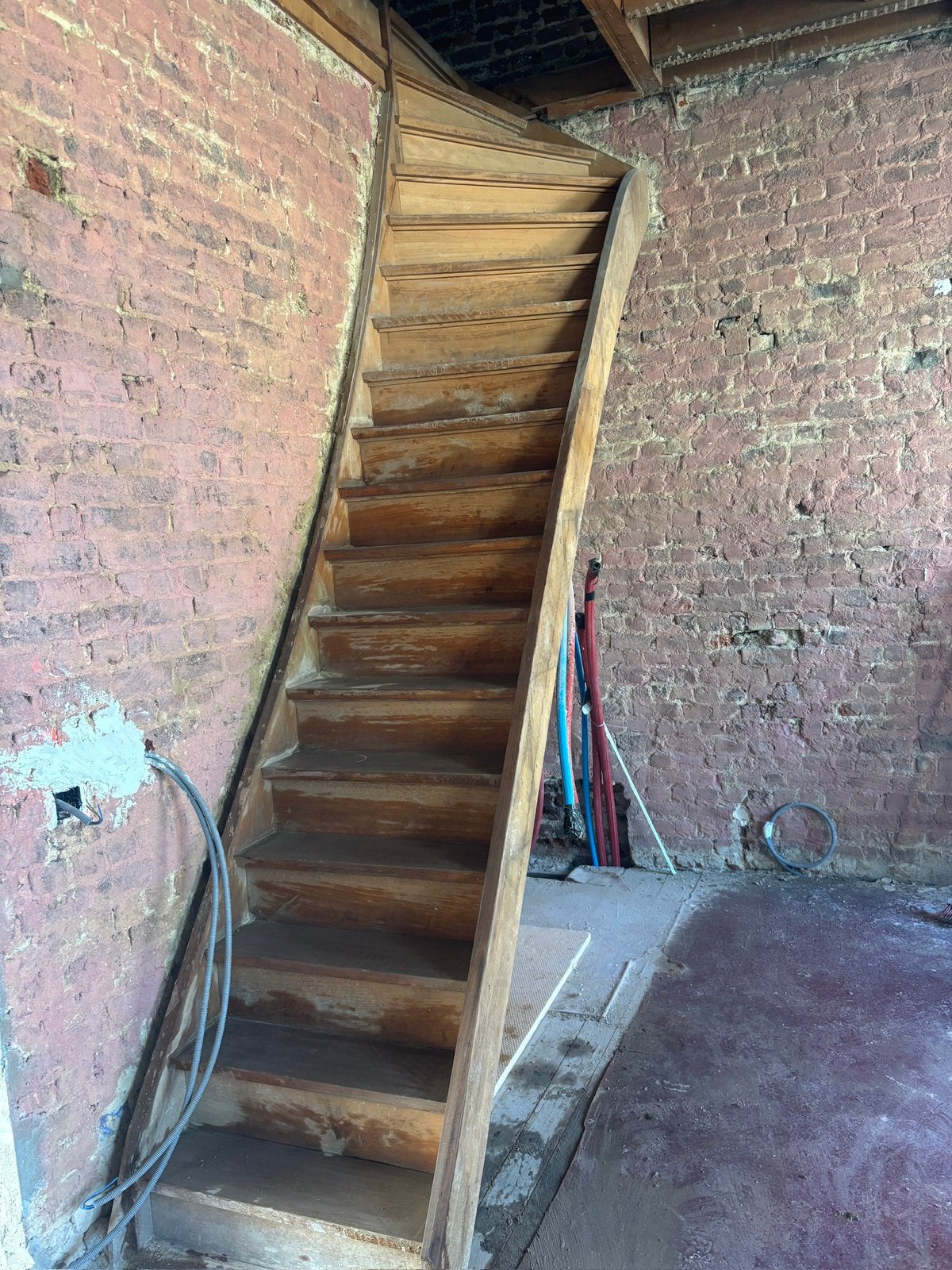 Escalier chaine massif- tournant gauche haut., Enlèvement, Utilisé, Escalier, 2 à 4 mètres