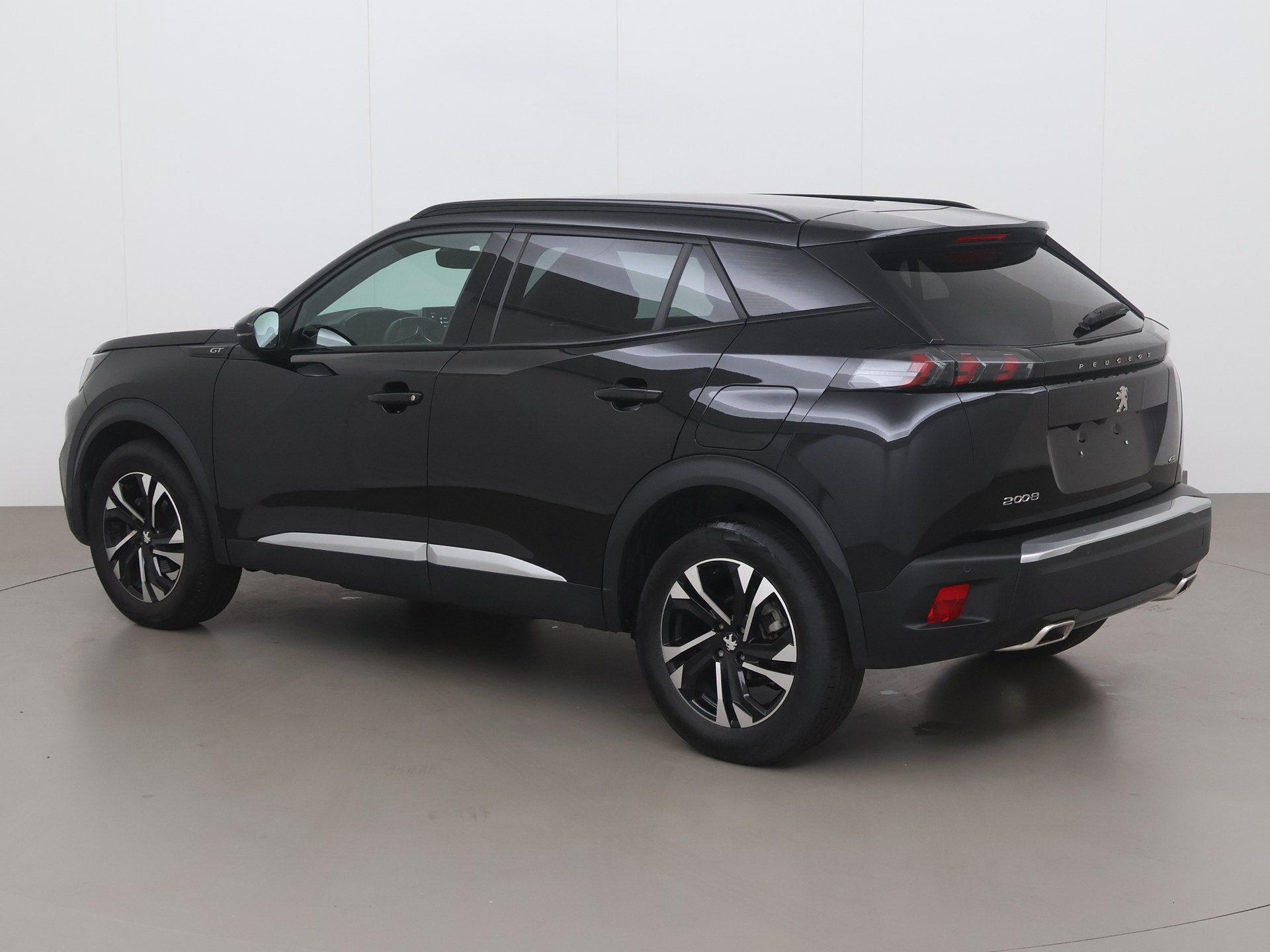 Peugeot 2008 puretech gt 130 AT, Auto's, Peugeot, Automaat, Elektrische buitenspiegels, Zwart, Bedrijf
