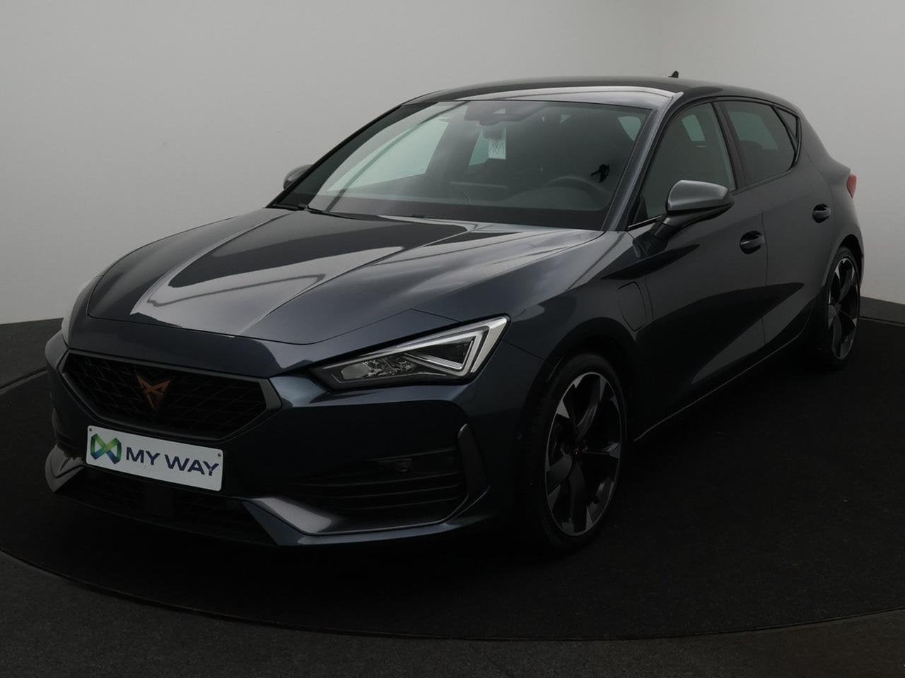 Cupra Leon e-Hybrid (PHEV) Leon e-Hybrid 1.4 *AUTOMAAT*NAVI*, Auto's, Automaat, Leon, Hybride Elektrisch/Benzine, Geheel digitaal combi-instrument