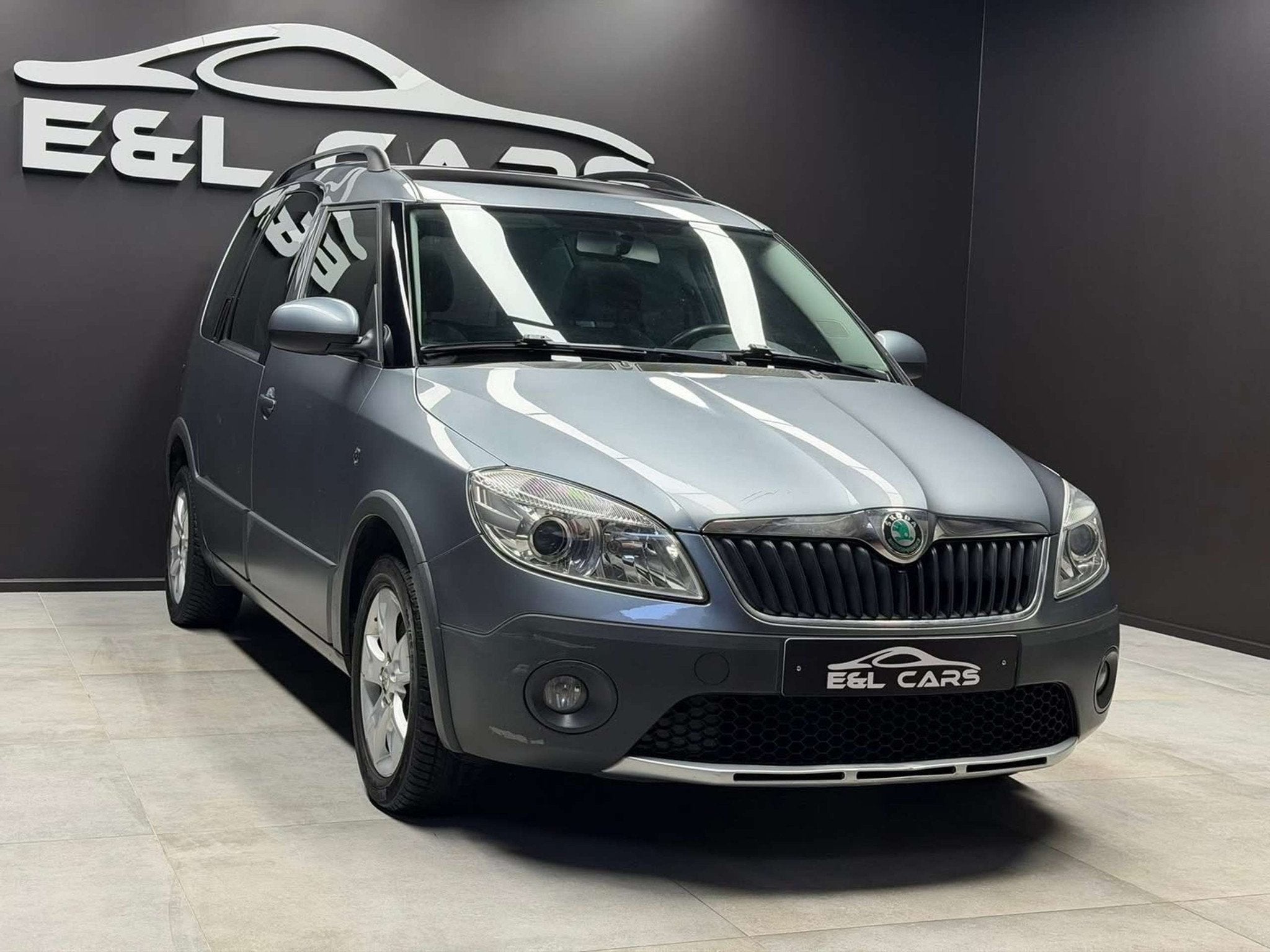Skoda Roomster Réservé, 105 ch, Entreprise, Electronic Stability Program (ESP), Boîte manuelle