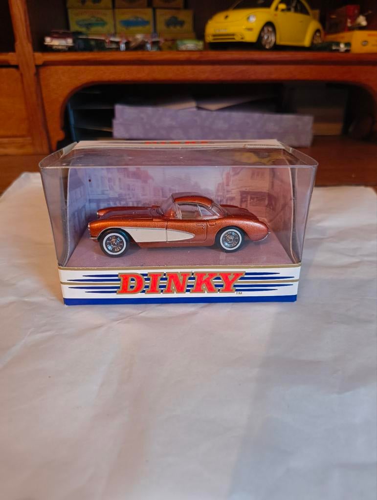 Dinky Toys Chevrolet Corvette, Ophalen of Verzenden