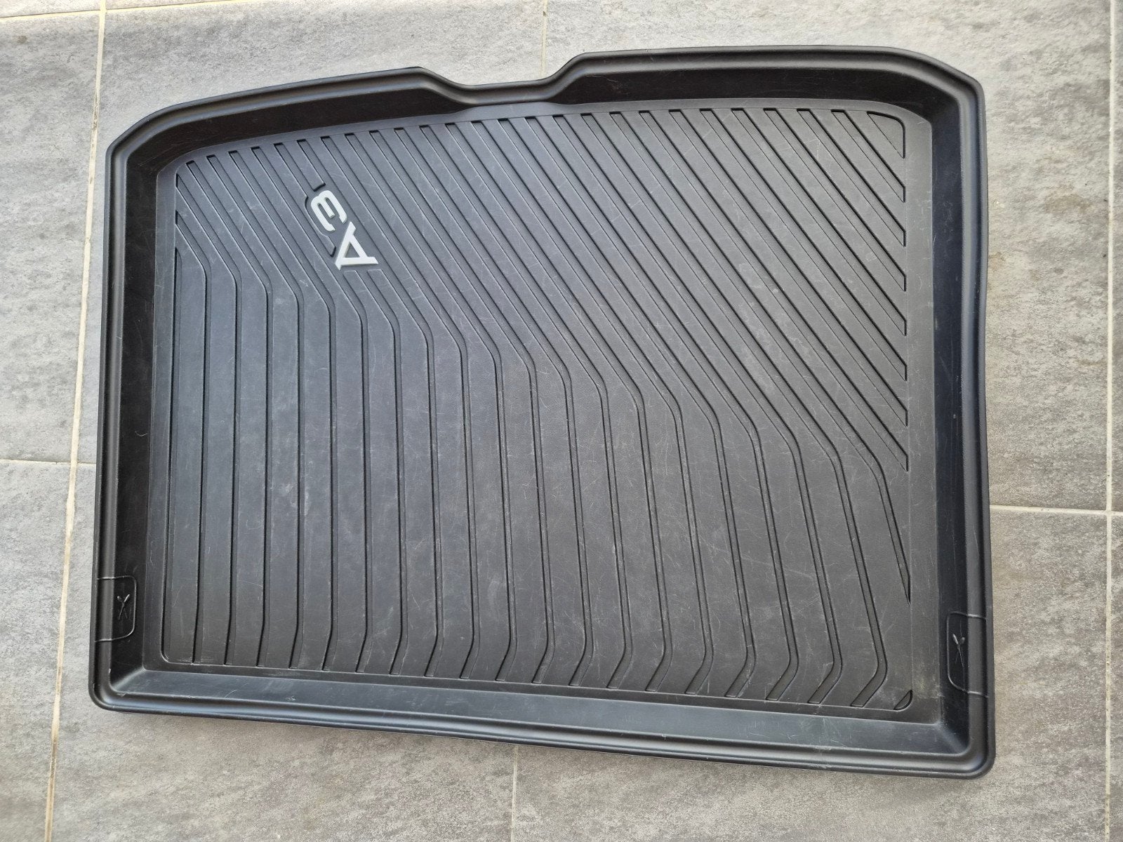 Kofferbakmat Audi A3, Ophalen