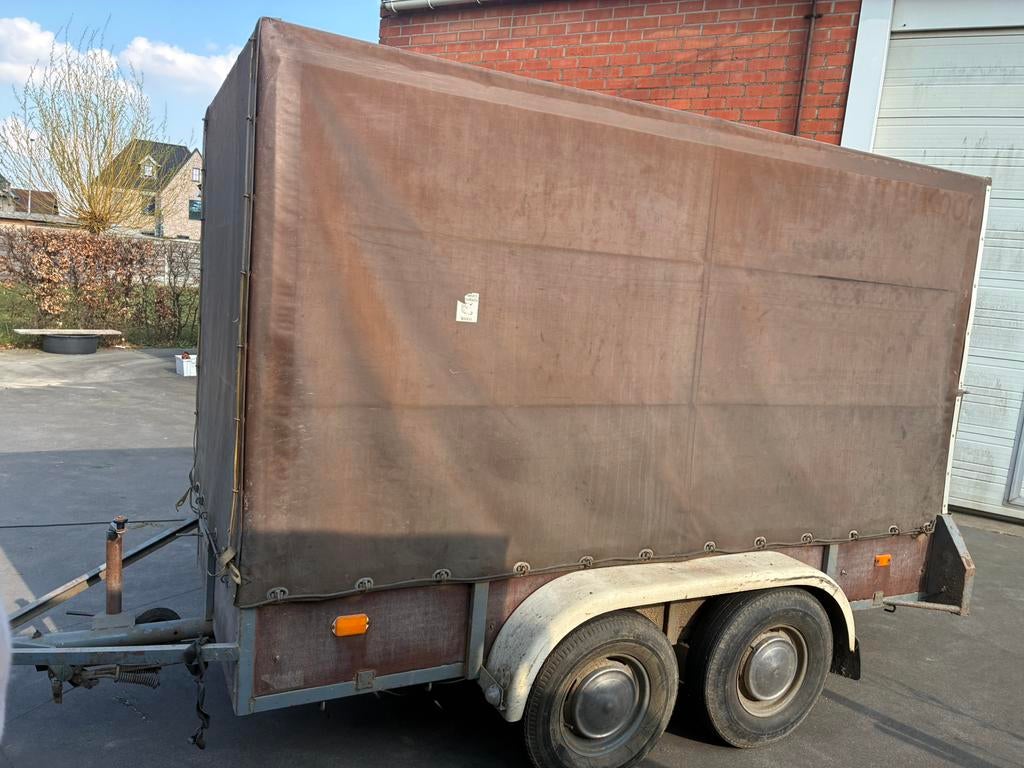 Dubbel asser hapert, Enlèvement, Utilisé