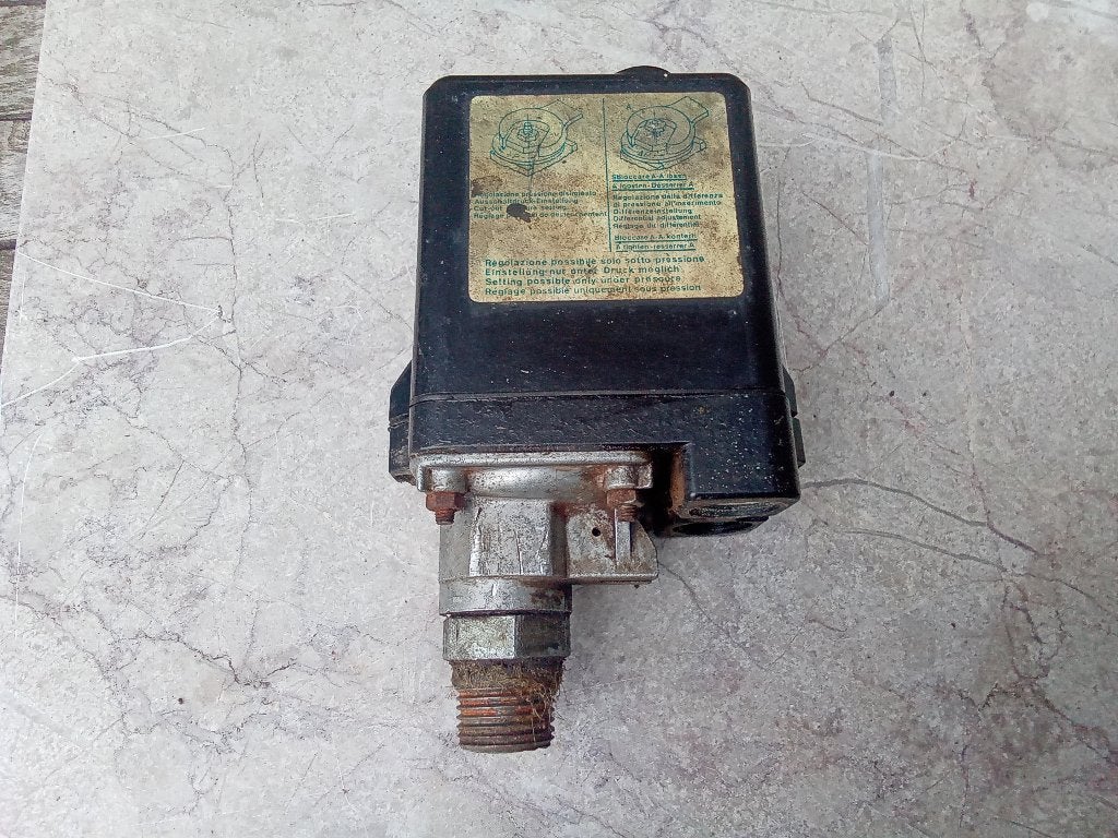 Pressostat, Bricolage & Construction, Enlèvement ou Envoi, Utilisé, Autres marques, Interrupteur