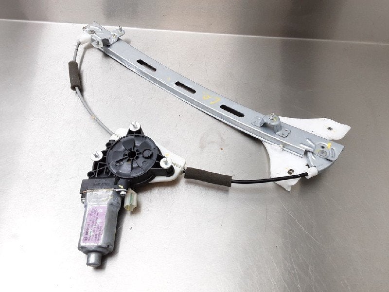 RAAMMECHANIEK LINKS ACHTER Hyundai i20 (GBB) (|82450C7000|), Robert Bosch AG, Gebruikt, Hyundai, Robert-Bosch-Allee 1
74232  Abstatt, DE