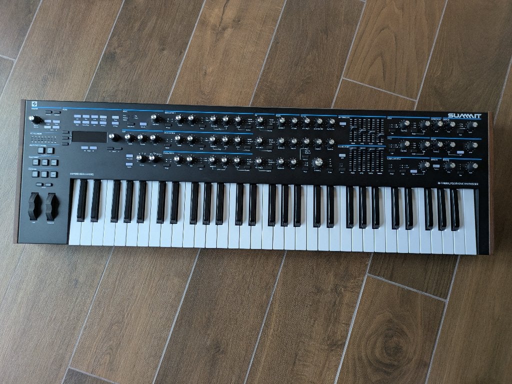 novation summit, Enlèvement, Comme neuf, 61 touches, Novation