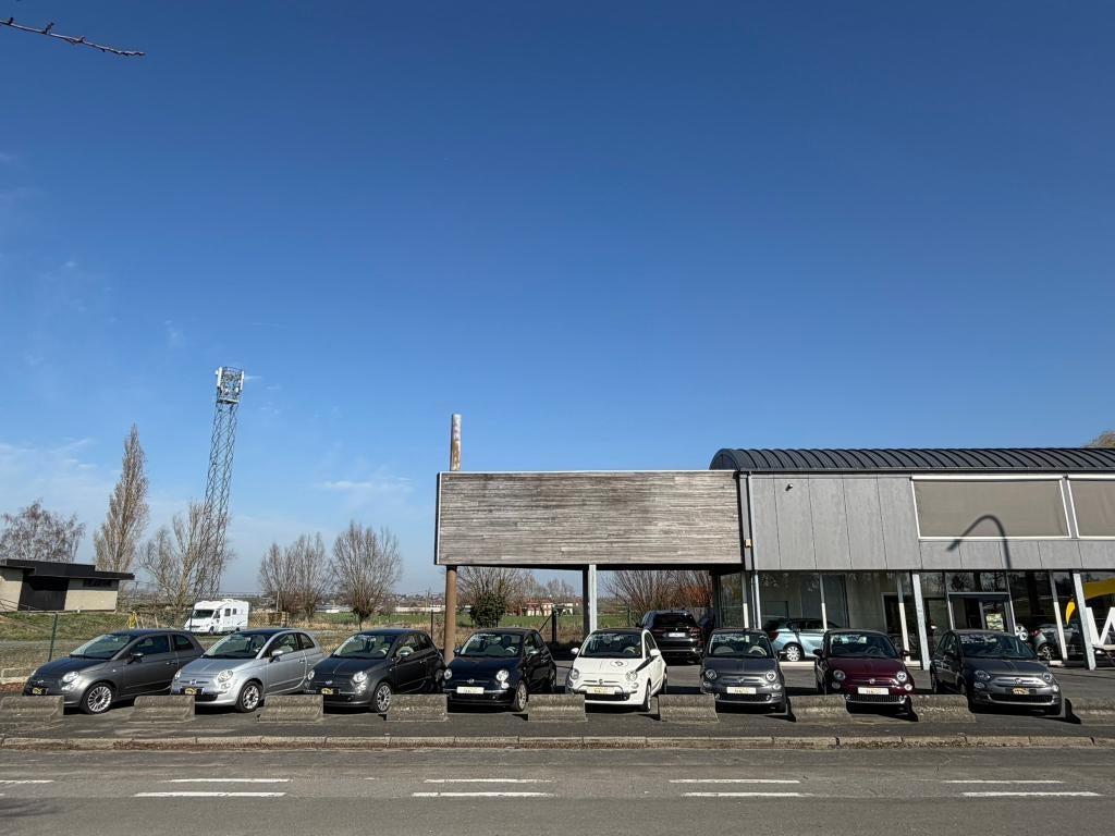 8 stuks op stock van de Fiat 500 in benzine, Voorwielaandrijving, Stof, Electronic Stability Program (ESP), 1242 cc