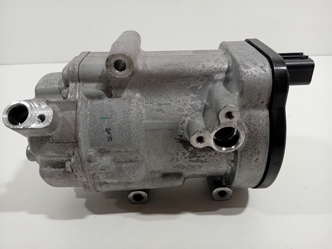Airco pomp Lexus ES, Onderdelen@venauto.nl, Van der Ven Autorecycling B.V., Ettenseweg 76, 4706 PB Roosendaal, The Netherlands