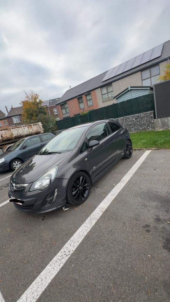Opel corsa d pack opc 2014 pret à immatriculer, Auto's, Voorwielaandrijving, Euro 5, Zwart, Bruin
