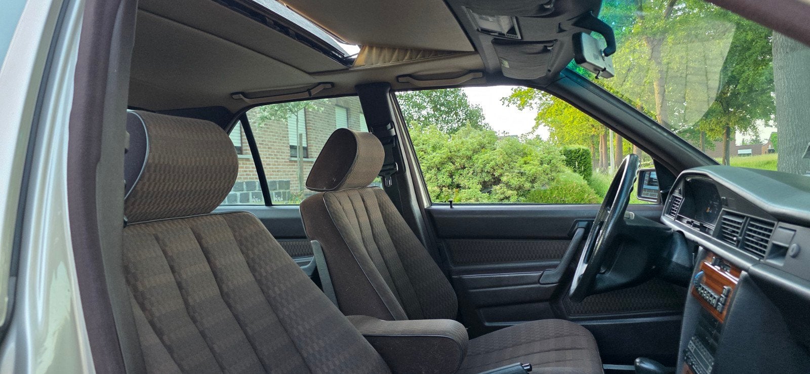 Mercedes 190E 2.3 Automaat Oldtimer met veel opties, foto 12
