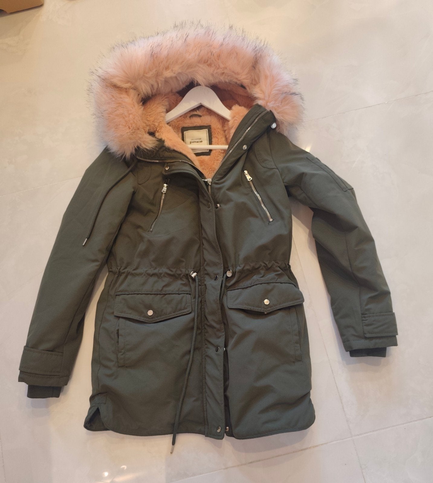 Zeer zachte parka met binnenkant en capuchon van imitatiebon, Pimkie, Ophalen of Verzenden, Zo goed als nieuw, Maat 36 (S)