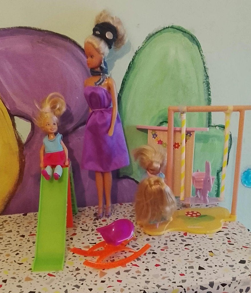 Barbie/steffi speelplein, kapper,dierenarts, Kinderen en Baby's, Ophalen, Gebruikt, Barbie