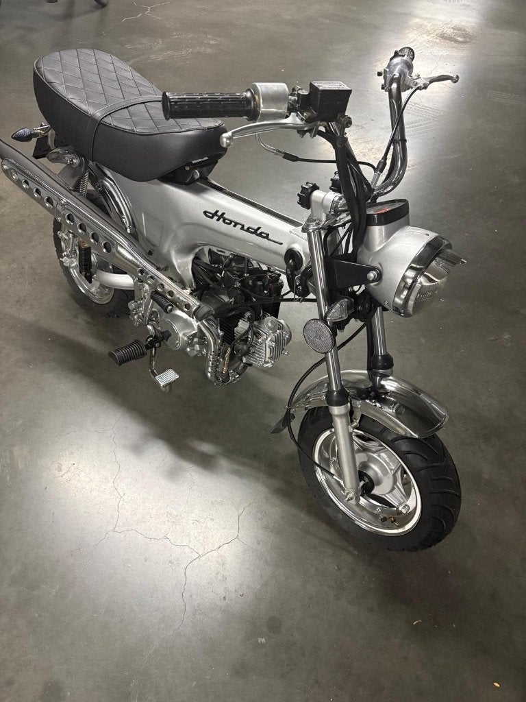 Zhenhua DX lichtgrijs NT 50cc 2025, Ophalen, Overige modellen, 50 cc, Klasse B (45 km/u)