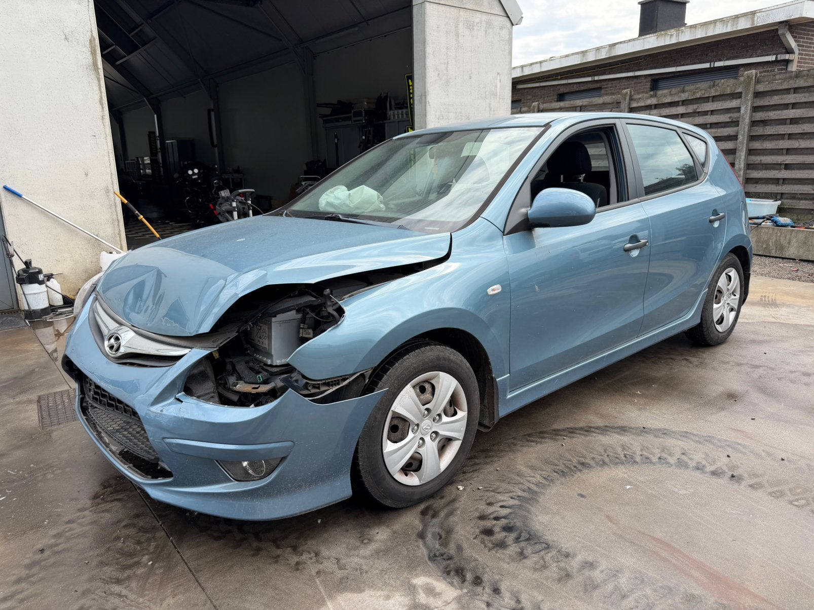 Hyundai i30, Autos, Achat, Entreprise, 5 places, I30