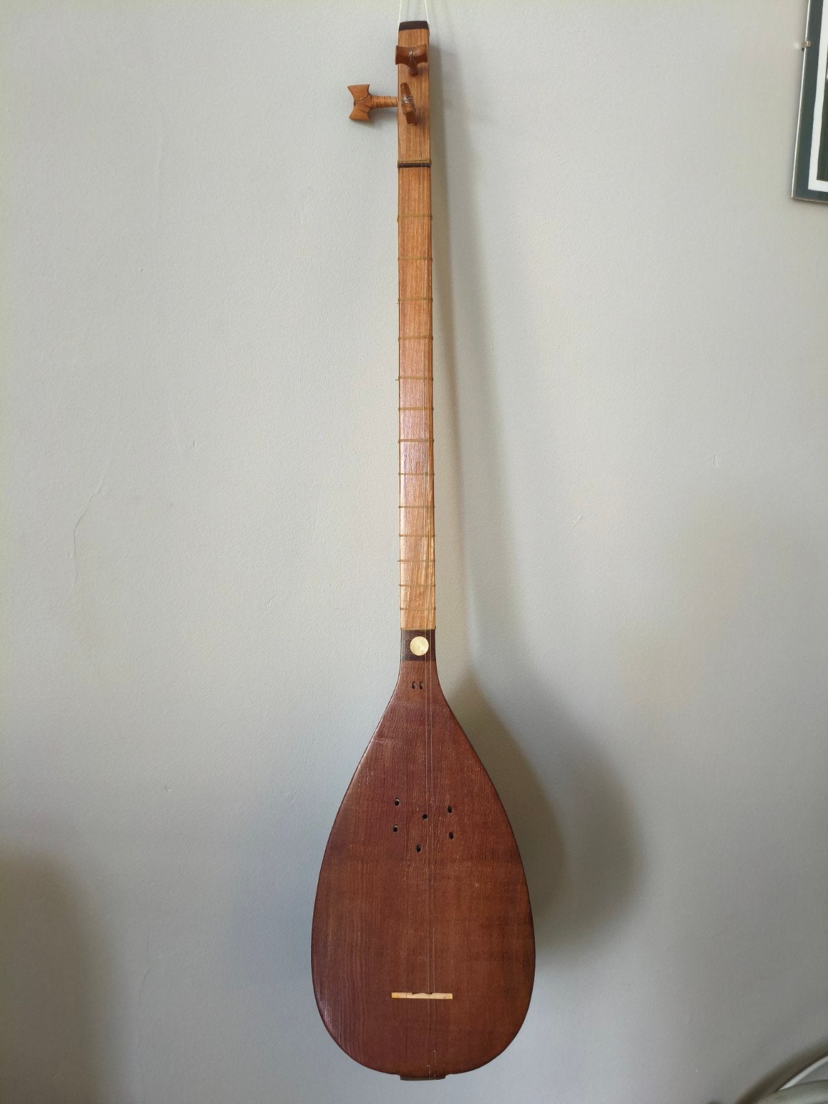 Tanbur persan traditionnel – Instrument de musique ancien, Musique & Instruments, Enlèvement