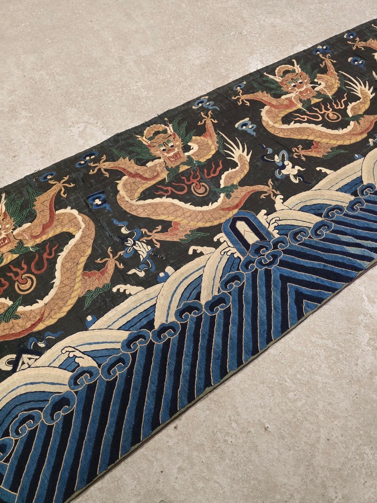 soie ancienne chinoise, brocart doré/broderie, Enlèvement ou Envoi, Utilisé, Doré