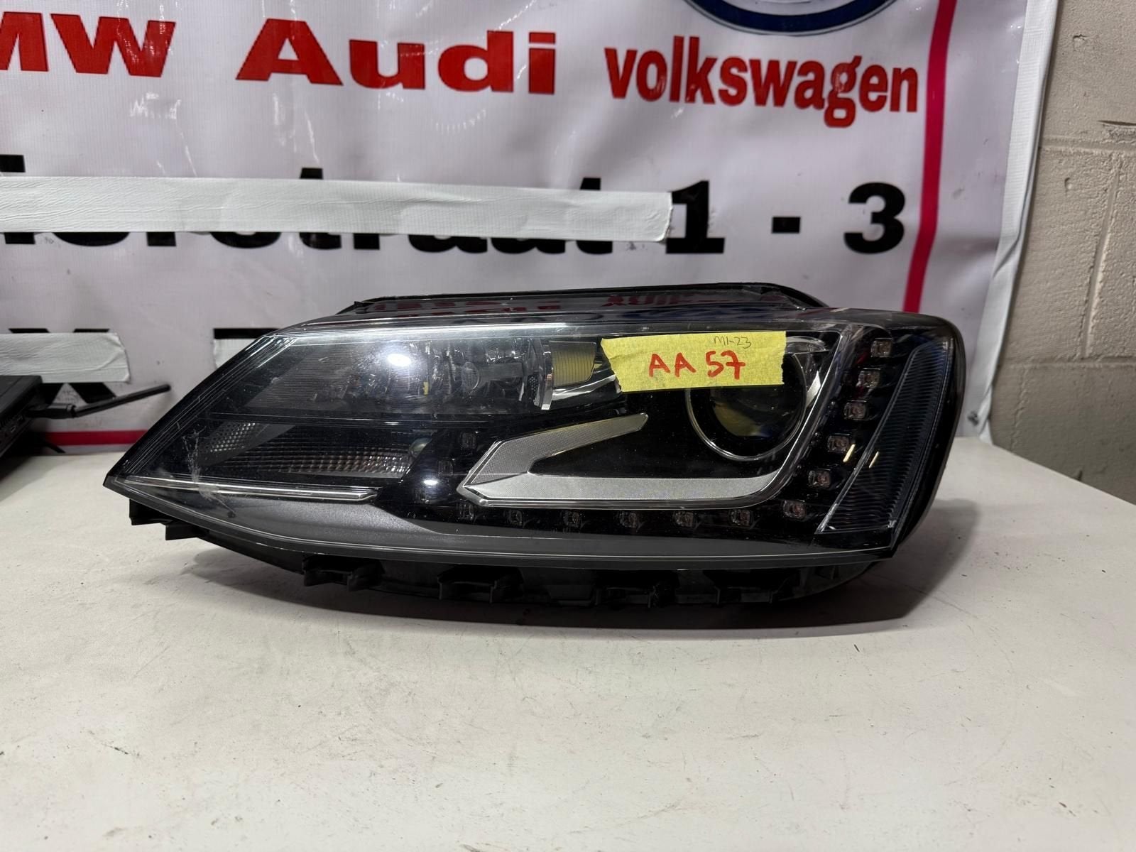 Volkswagen Jetta VI Koplamp, Auto-onderdelen, Gebruikt, -, -, Ophalen of Verzenden