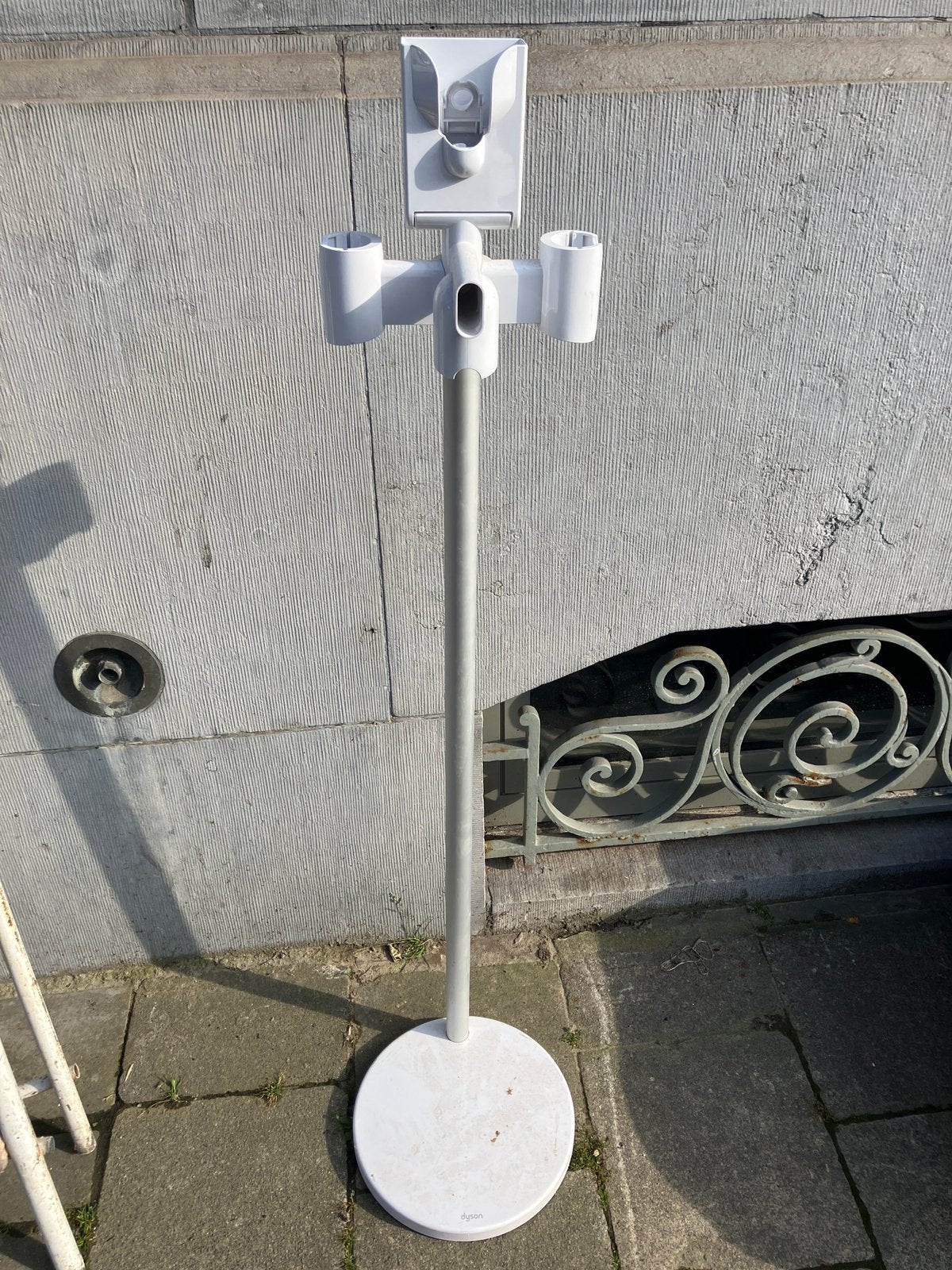 Staander voor Dyson - gratis, Ophalen, Oplaadstation, Zo goed als nieuw, Dyson