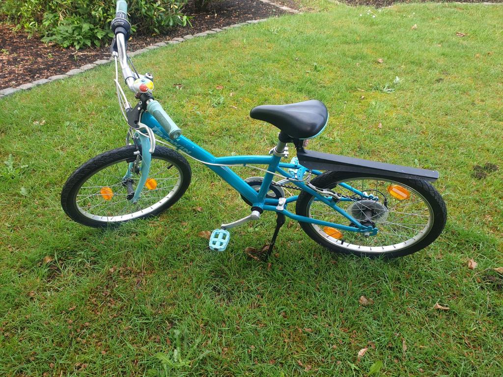 Jongens fiets 20inch  b twin  nieuw staat, Fietsen en Brommers, Ophalen, Versnellingen