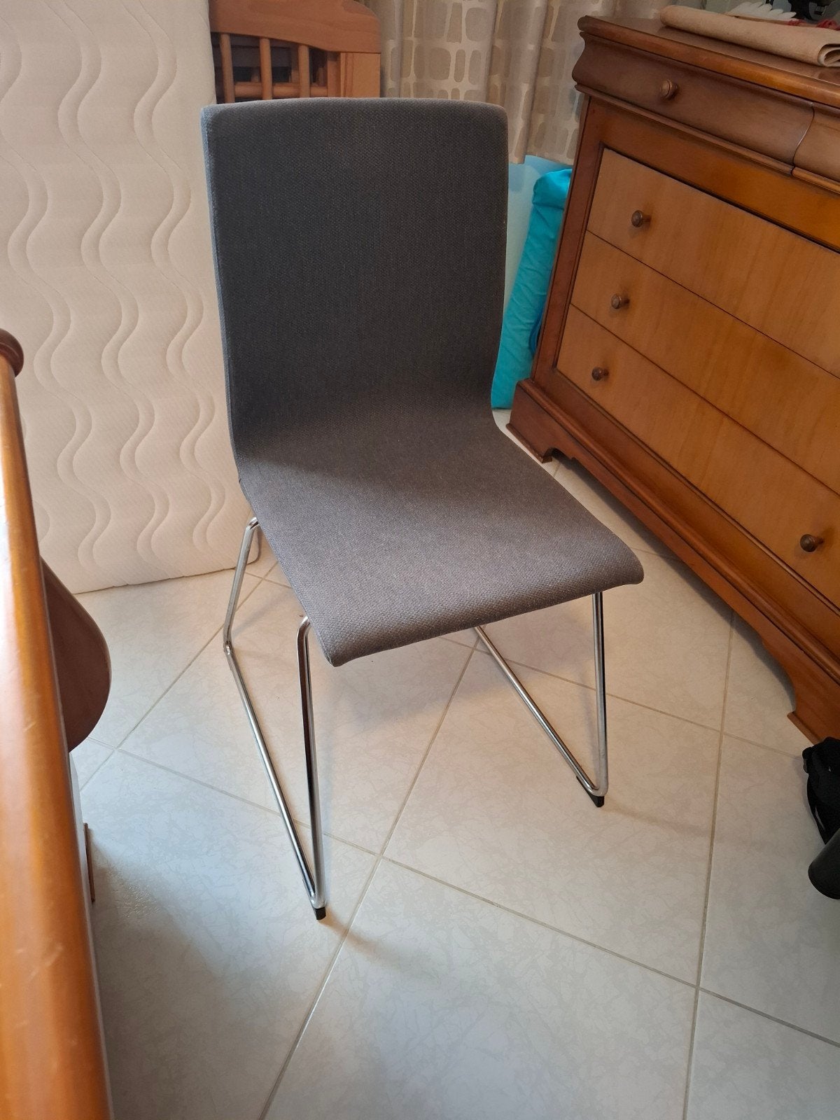 1 Chaise ikea, Maison & Meubles, Chaises, Gris, Enlèvement, Utilisé, Une