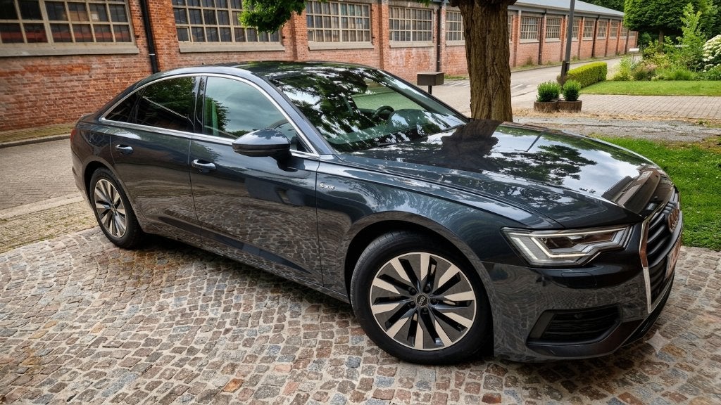 Audi A6 Berline 35 TDI S tronic Business Attraction 2022, Autos, Audi, Cuir, Argent ou Gris, Achat, 1715 kg