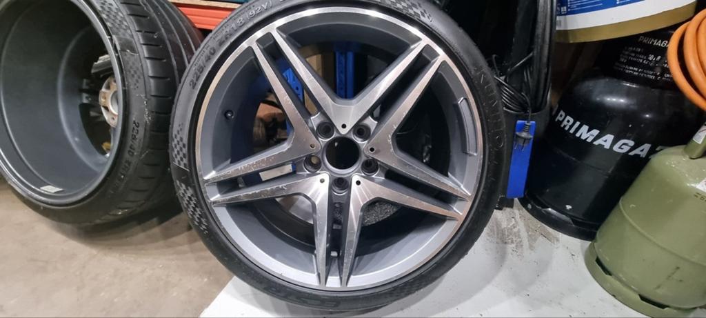 Mercedes amg look velgen set met band, Auto-onderdelen, Banden en Velgen, Ophalen of Verzenden, Band(en)