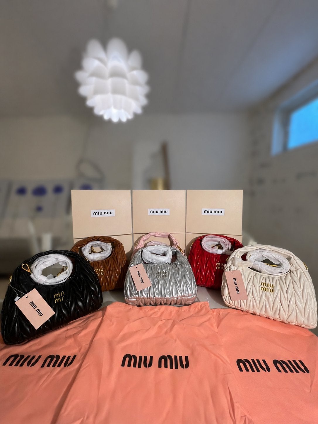 Miu Miu, Envoi, Comme neuf, Noir, Sac à main
