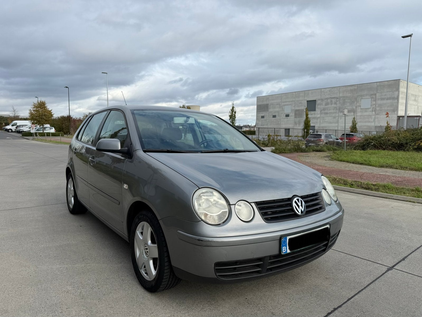 Volkswagen polo 1.4 essence 2004 103.000km 5 portes airco, Autos, Achat, 5 portes, Air conditionné, Particulier
