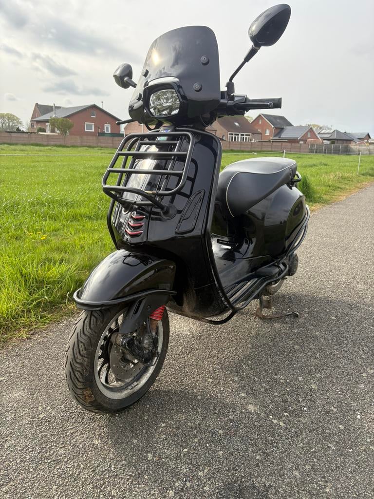 Vespa sprint A klasse, Ophalen, Zo goed als nieuw