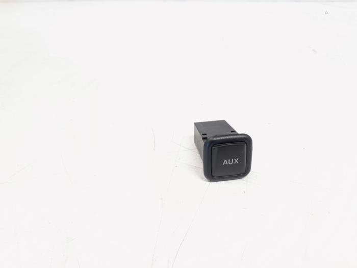 AUX/USB aansluiting van een Audi Q5, Gebruikt, -, -, -