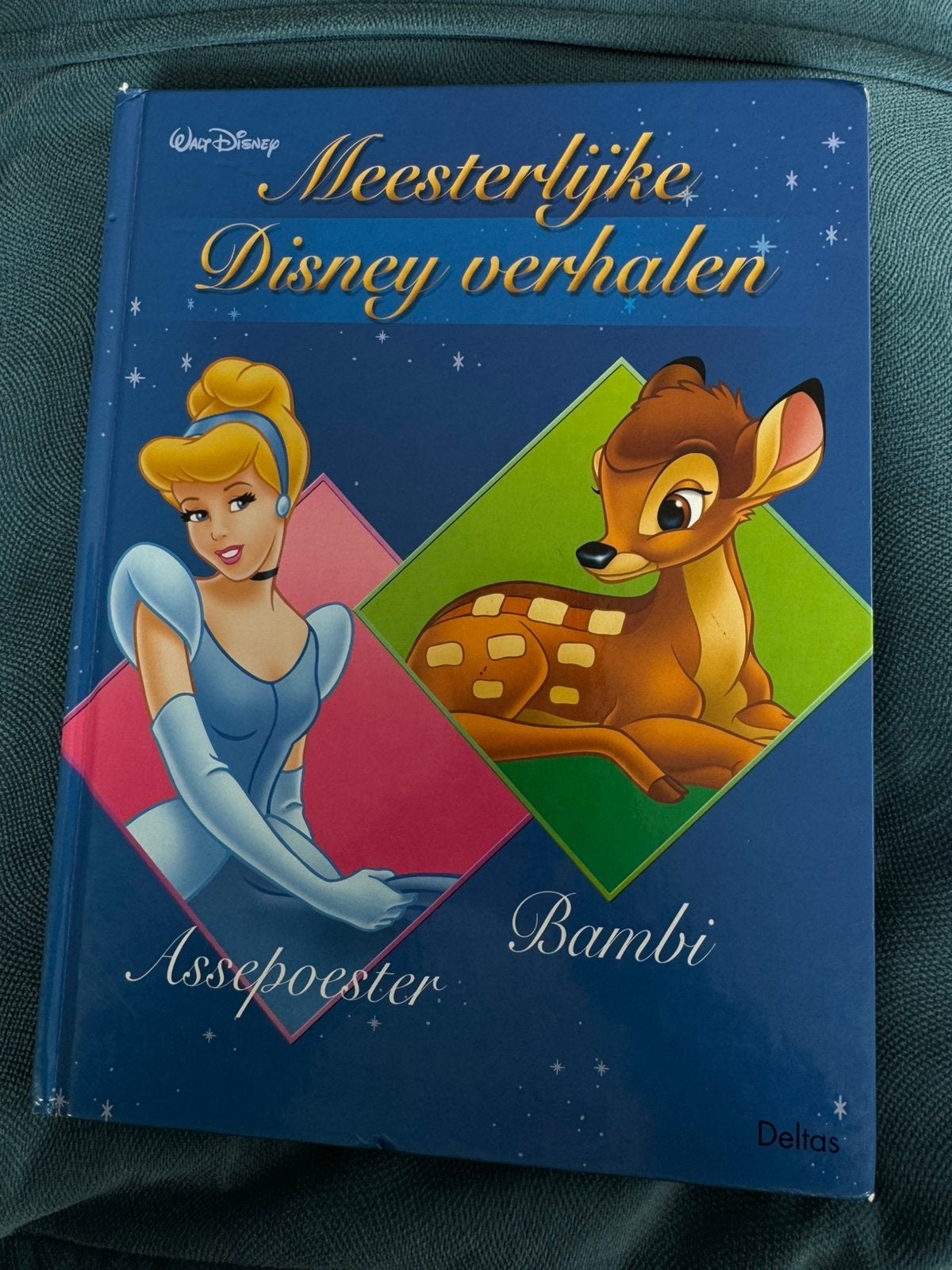 Meesterlijke Disney verhalen Assepoester en Bambi, Livres, Contes & Fables, Enlèvement, Utilisé