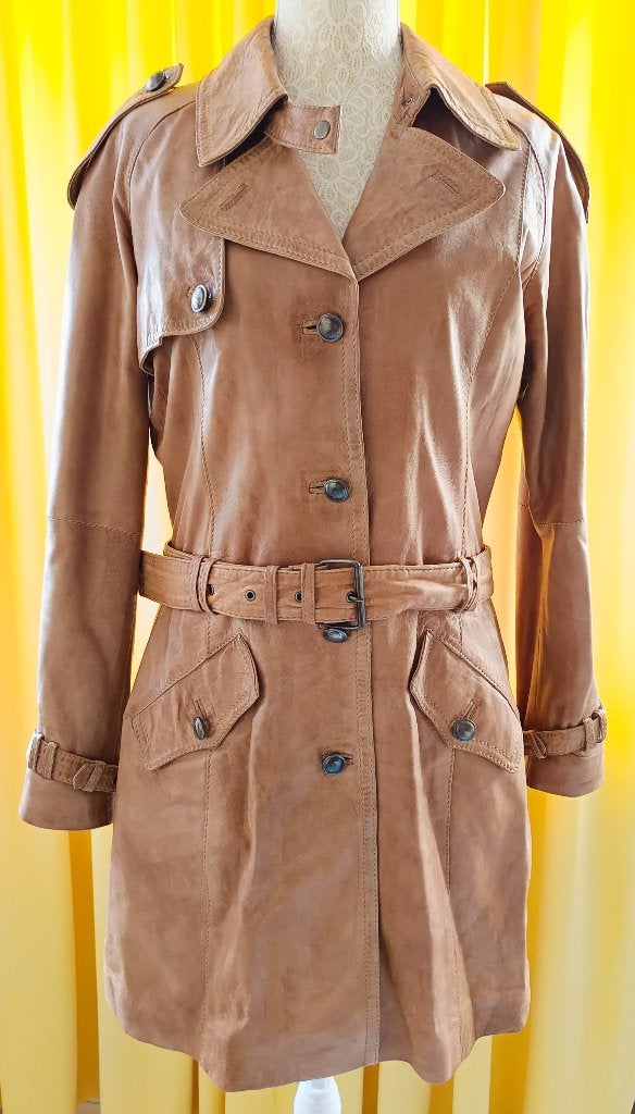 Mauritius leather trench coat. size 40, Kleding | Dames, Maat 38/40 (M), Beige, Ophalen of Verzenden, Zo goed als nieuw