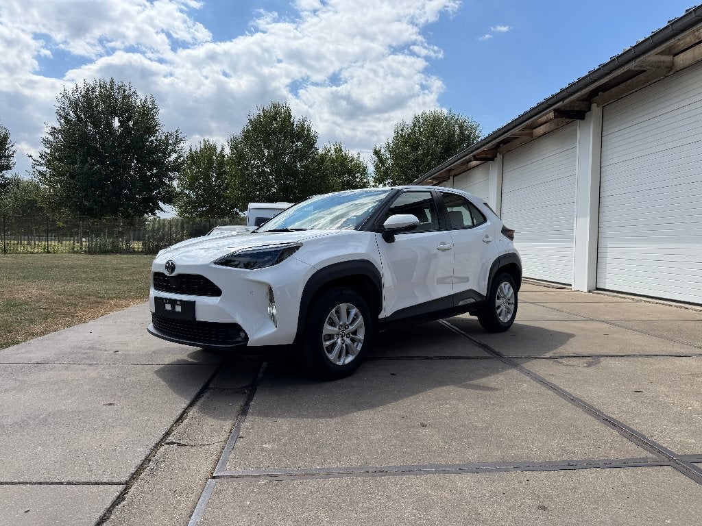 Toyota Yaris Cross Dynamic Business, Stof, Euro 6, Wit, Bedrijf