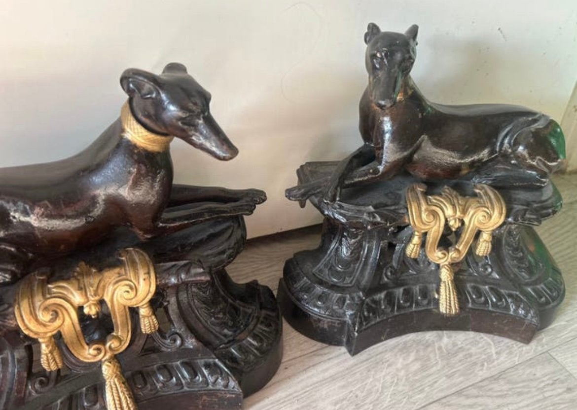 Oud paar andirons, Ophalen