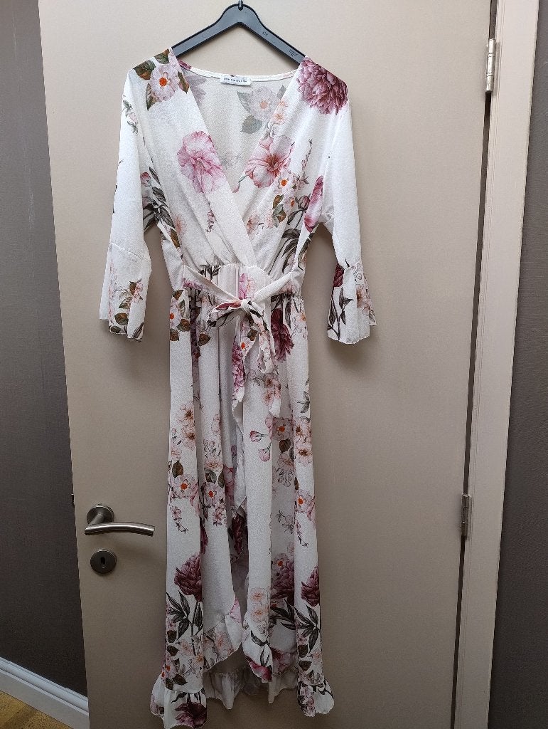 Kleedje, Vêtements | Femmes, Robes, Taille 38/40 (M), Comme neuf, Enlèvement, New collection