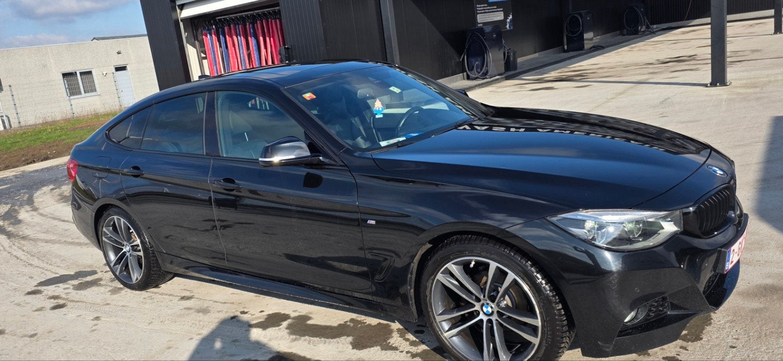 bmw 318 GT, Auto's, BMW, Automaat, Dealer onderhouden, Zwart, Leder