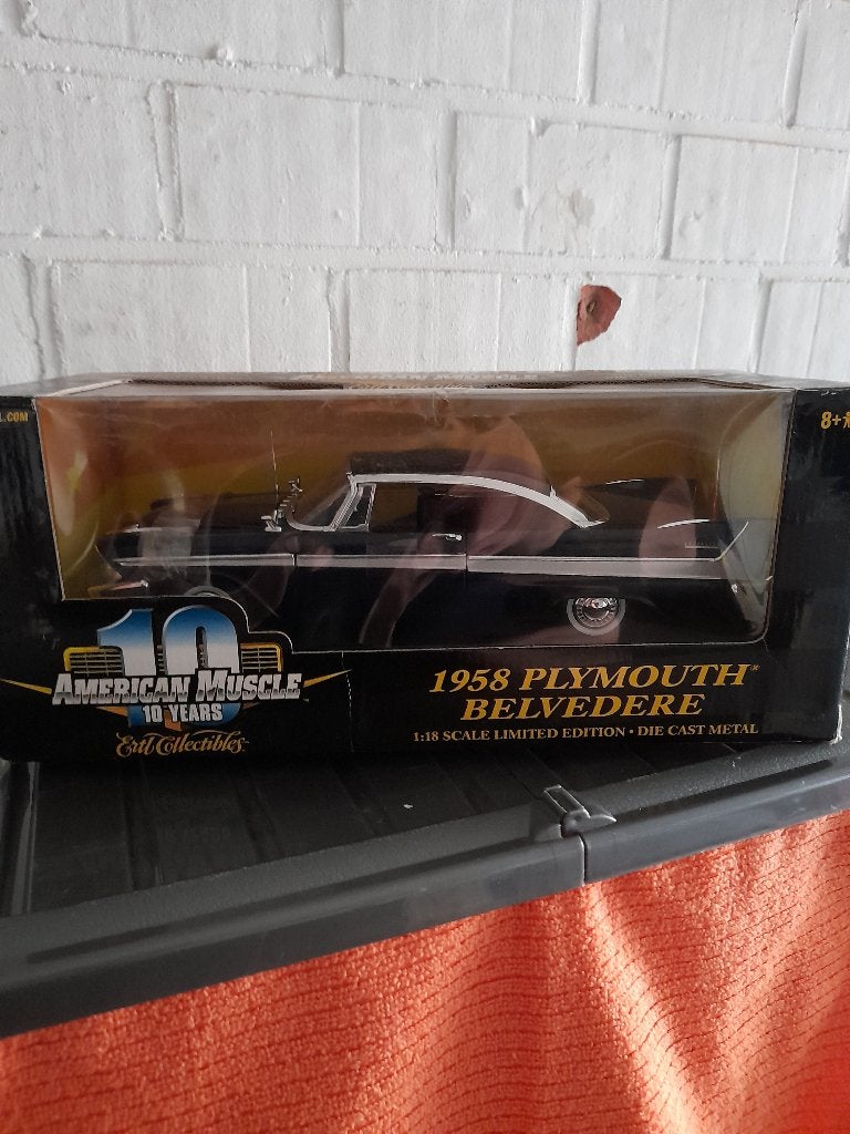 1/18 ERTL Plymouth Belvedere 1958, Ophalen of Verzenden, Zo goed als nieuw, Auto, ERTL