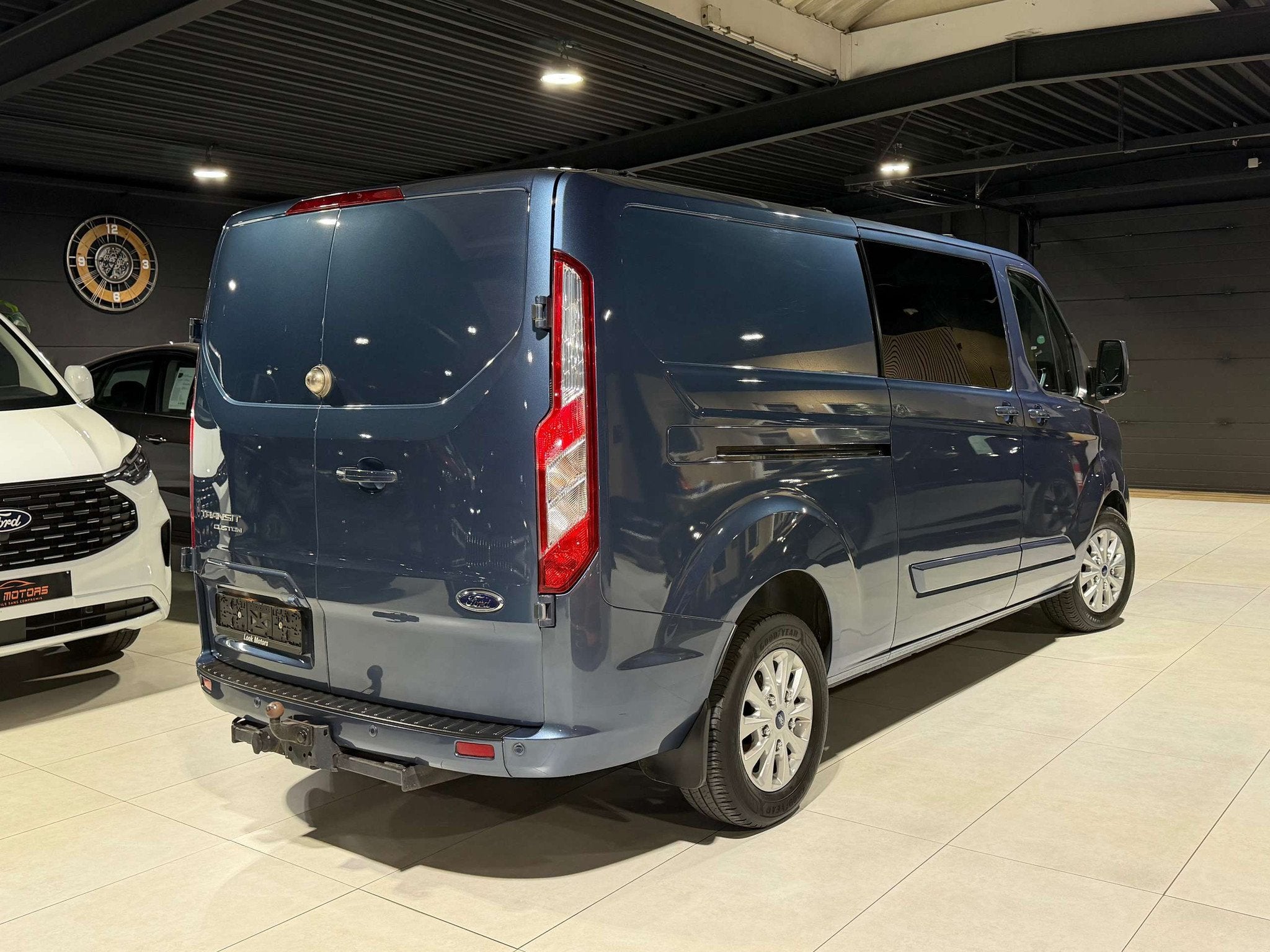 Ford Transit Custom 2.0 TDCi LONG CHASSIS XL 170CV BOITE AUT, Achat, 6 portes, Euro 6, Entreprise