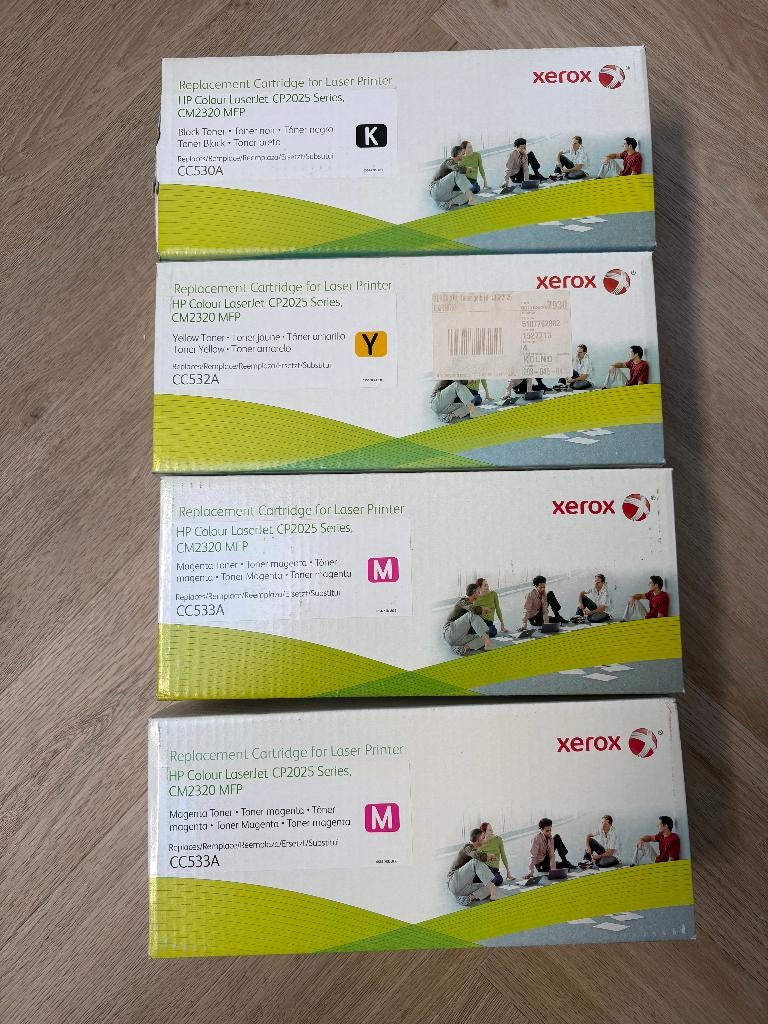 4 st nieuwe toners Xerox CC530A-CC532A-CC533A ZYM (HP 304A), Computers en Software, Printerbenodigdheden, Nieuw, Toner, Ophalen of Verzenden