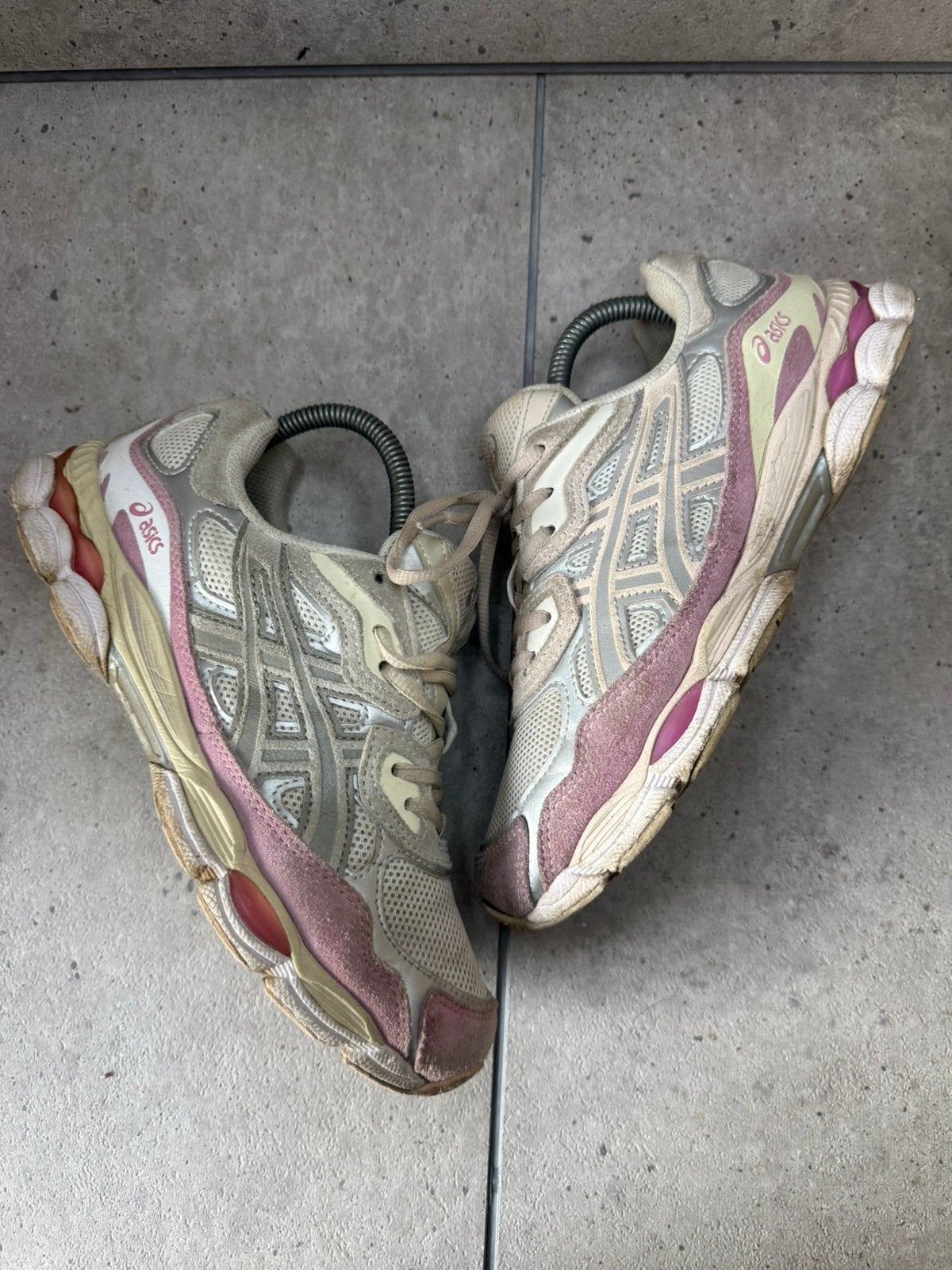 Asics Gel-Nyc Rose 39, Enlèvement ou Envoi, Rose, Sneakers et Baskets, Comme neuf