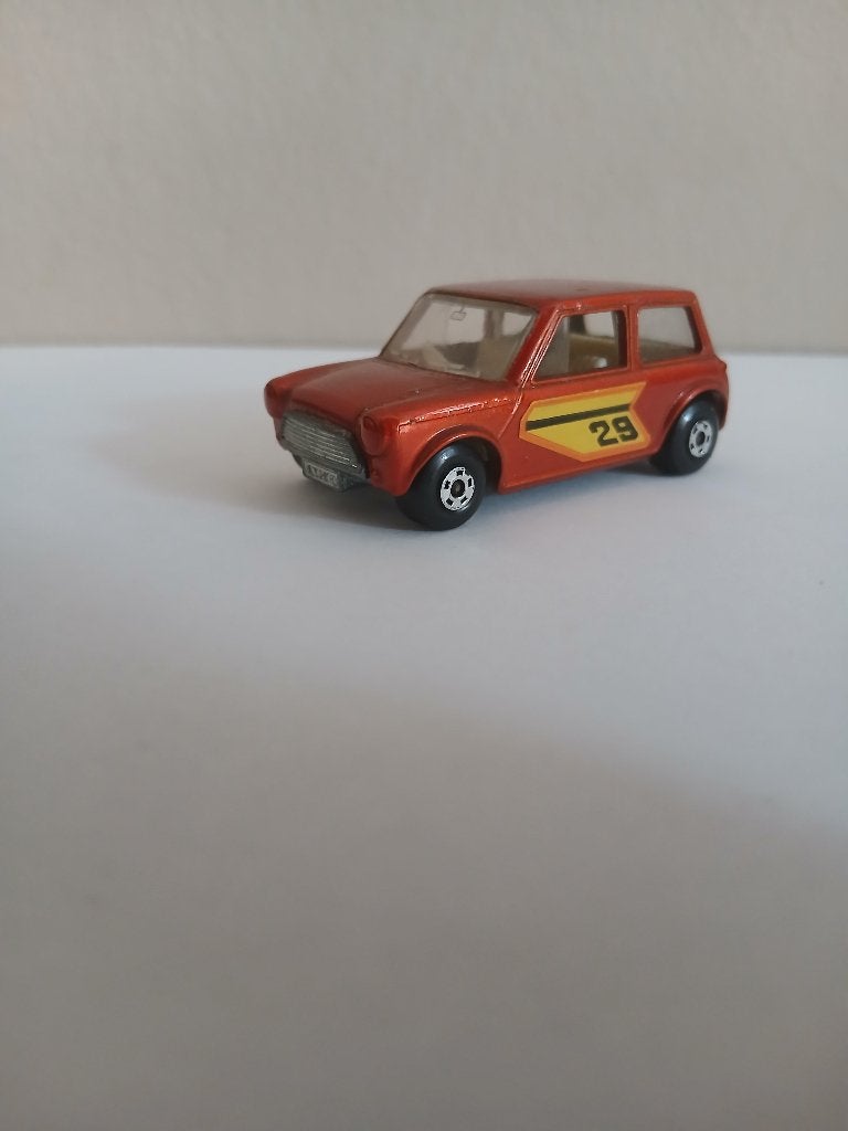 Matchbox racing mini, Ophalen of Verzenden, Zo goed als nieuw, Auto