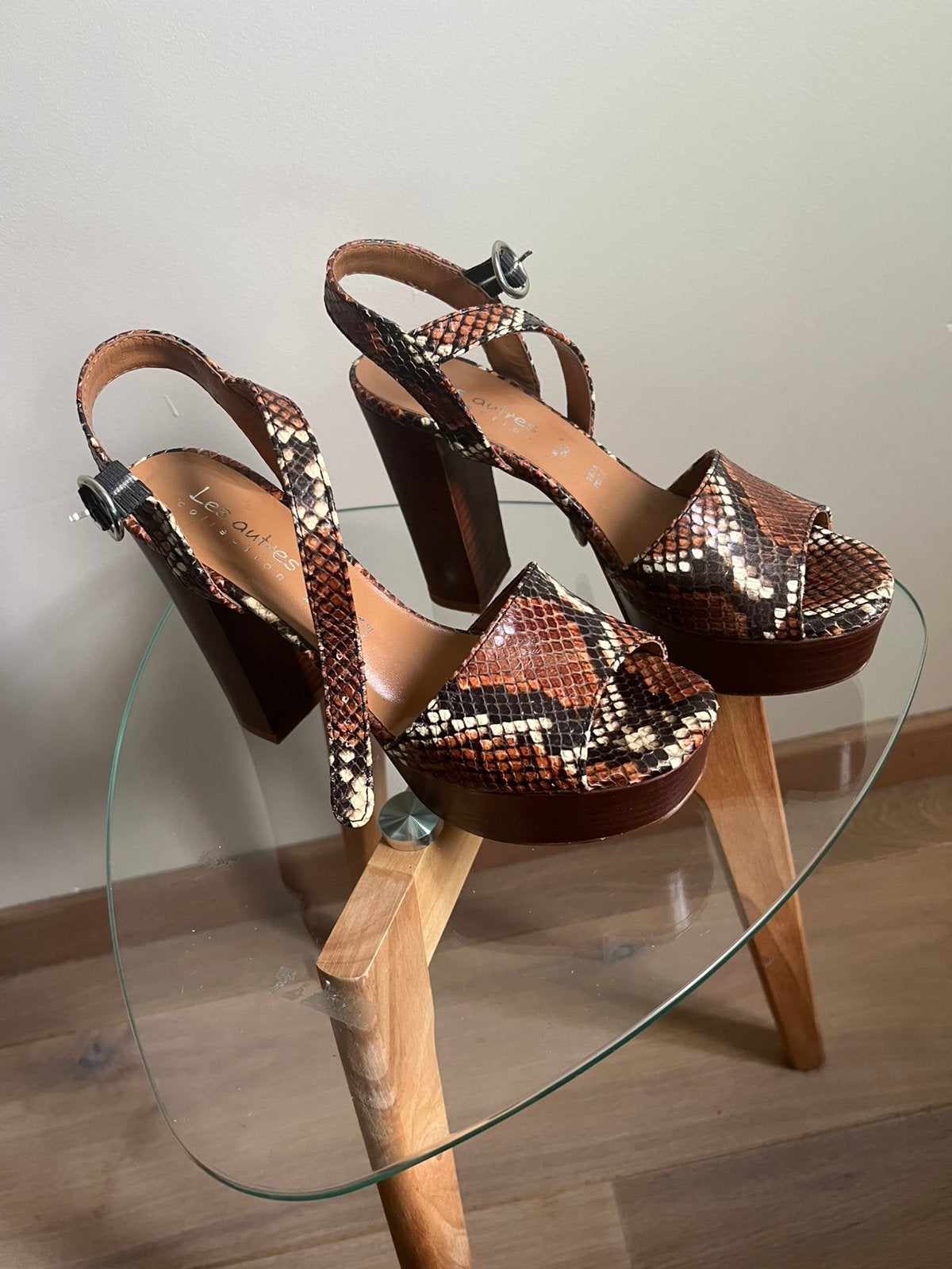 Les Autres Collection elegante sandalen/hakken – maat 37, Bruin, Ophalen of Verzenden, Zo goed als nieuw, Schoenen met hoge hakken