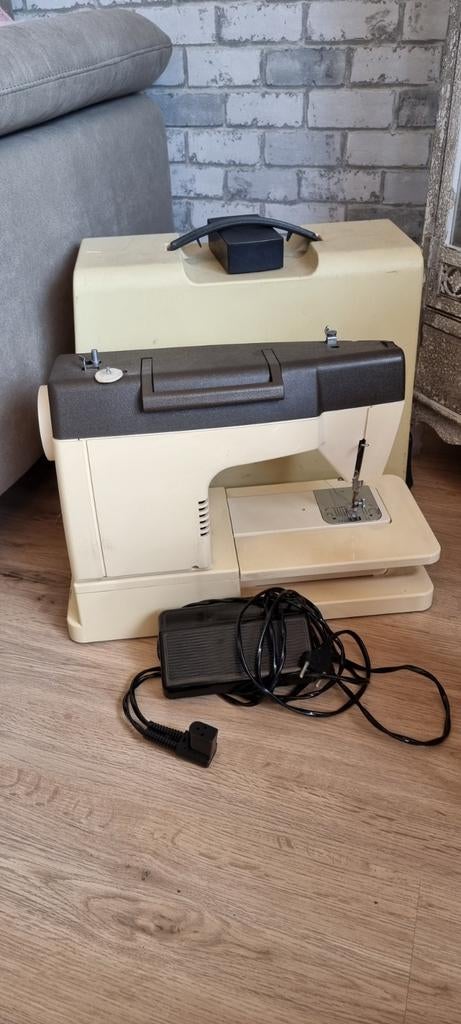 Singer machine a coudre, Hobby & Loisirs créatifs, Enlèvement ou Envoi, Comme neuf, Machine à coudre, Singer