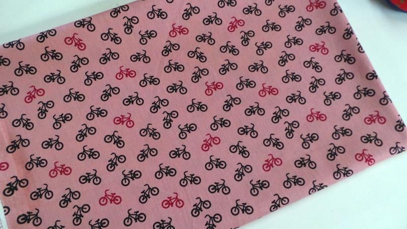 451) 1,5 mètre de coton vélo vieux rose, Neuf, Enlèvement ou Envoi, Rose, Coton