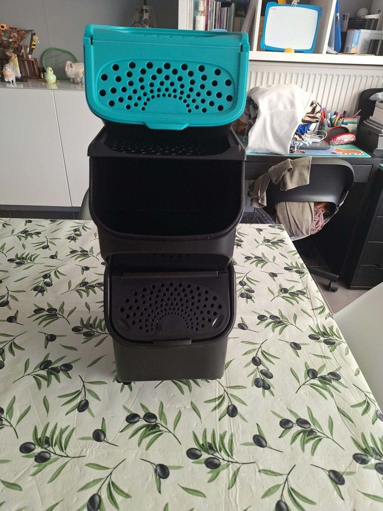tupperware aardappelen, ui, look, Huis en Inrichting, Ophalen of Verzenden, Gebruikt, Overige kleuren, Stapelbaar